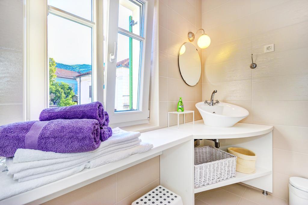 Apartment Barbina Kastelina Sveti Juraj Phòng bức ảnh