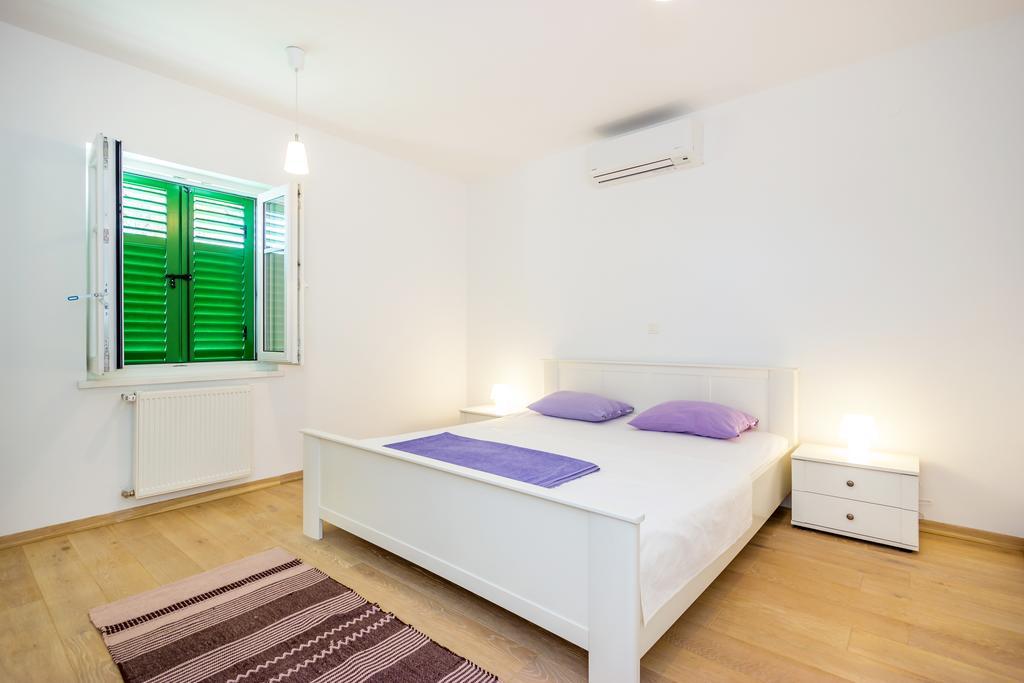 Apartment Barbina Kastelina Sveti Juraj Ngoại thất bức ảnh