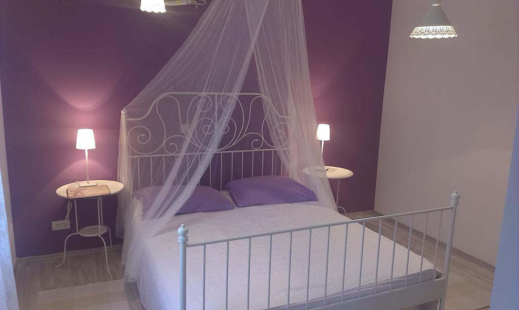 Apartment Barbina Kastelina Sveti Juraj Phòng bức ảnh