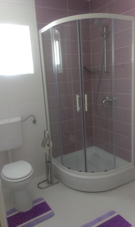Apartment Barbina Kastelina Sveti Juraj Phòng bức ảnh